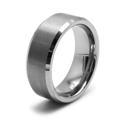 Bague tungstène - effet brossé - bord biseauté - largeur 8mm