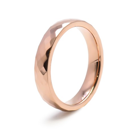 Bague tungstène - finition facettée rosé - largeur 4mm